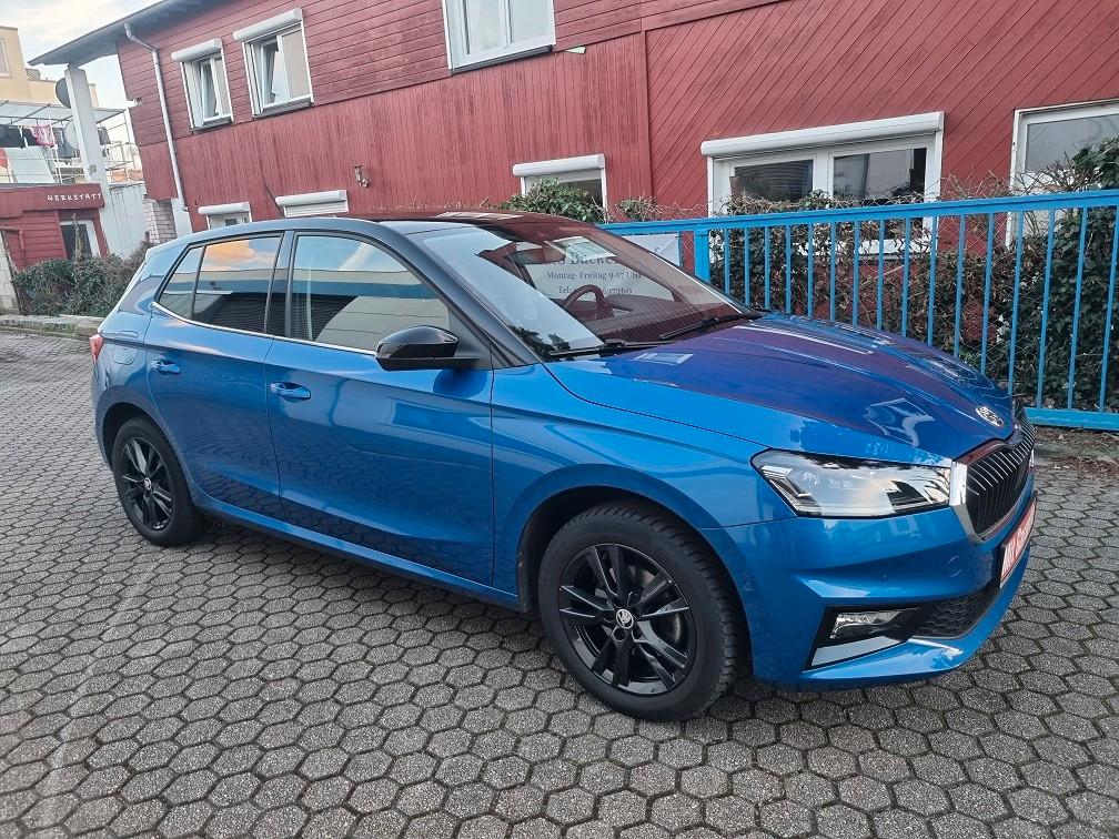 Skoda Fabia,1Hand,Unfallfrei,scheckheft,Navi,Garantie!
