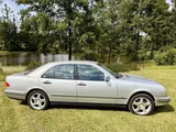 Mercedes-Benz E 320 4MATIC ELEGANCE W210  - Mercedes-Benz E-Klasse: W210