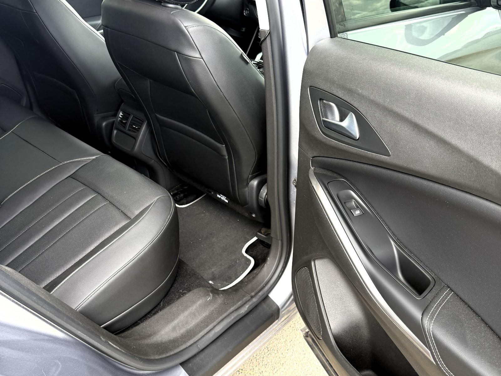 Opel Grandland (X) 1.6 Hybrid4 Ultimate Garantie12/28