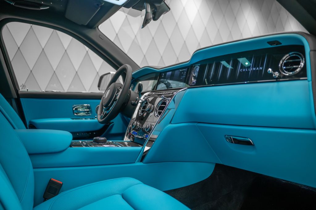 Cullinan 2026 MANSORY GREY/TIFFANY ON STOCK! - Bild 19