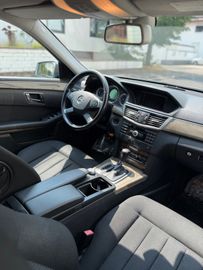 Mercedes E 250 - 6