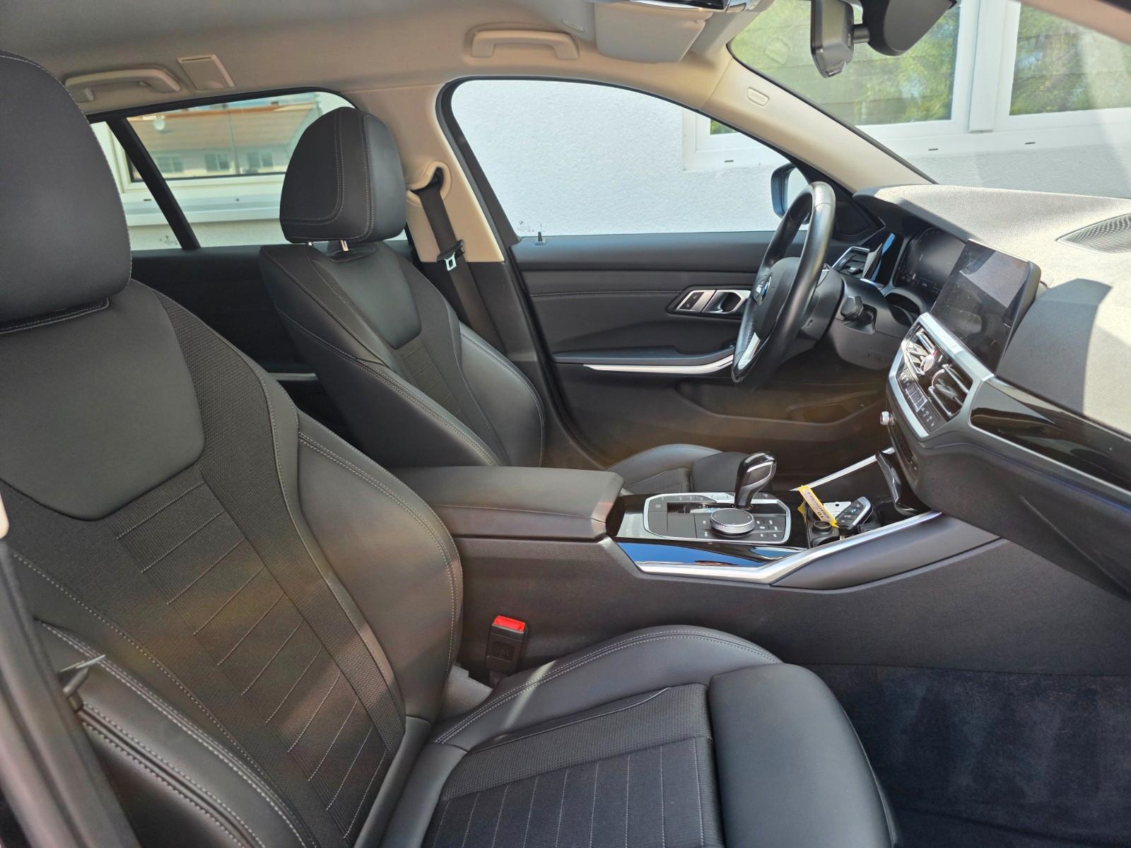 BMW 320 3 Touring 320 i Advantage
