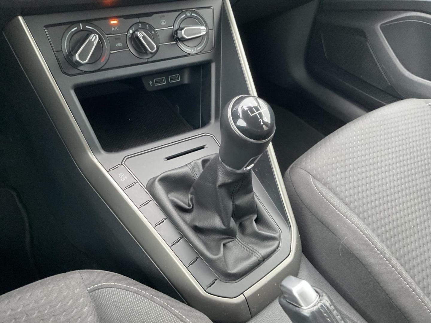 Volkswagen Polo Comfortline 1.0 TSI Navi Apple CarPlay, миниатюра 28