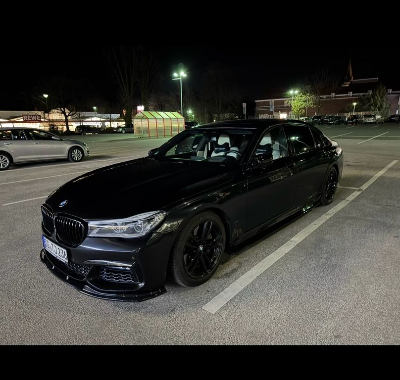 Image of BMW 750