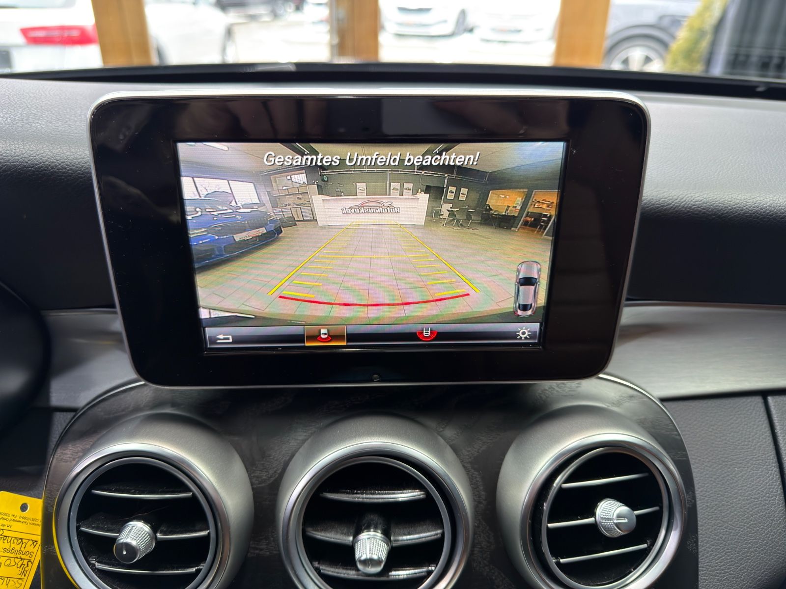 Fahrzeugabbildung Mercedes-Benz C250 Coupe|AMG-LINE|19 ZOLL|ILS-LED|NAVI|AUTOMAT