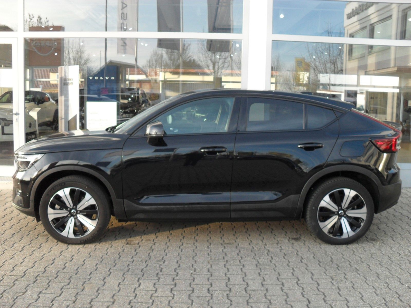 Fahrzeugabbildung Volvo C40 Ultimate Recharge Pure Electric AWD