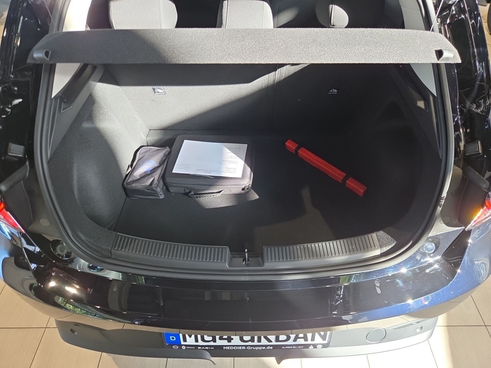 Fahrzeugabbildung MG MG4 Urban 43 kW/h Comfort *SITZHZG*APPLE CARPLAY