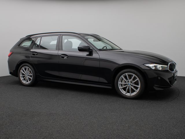 BMW 330, 2022 — 4