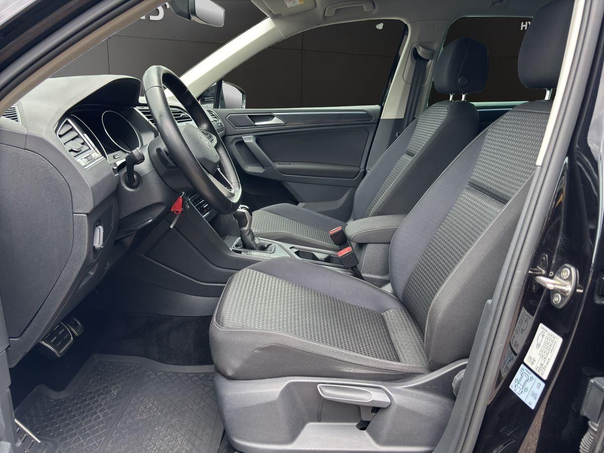 Tiguan United 2.0 TDI DSG AHK ACC PDC NAV LED