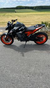 KTM 890 Duke GP Top Zustand - KTM 890 DUKE GP