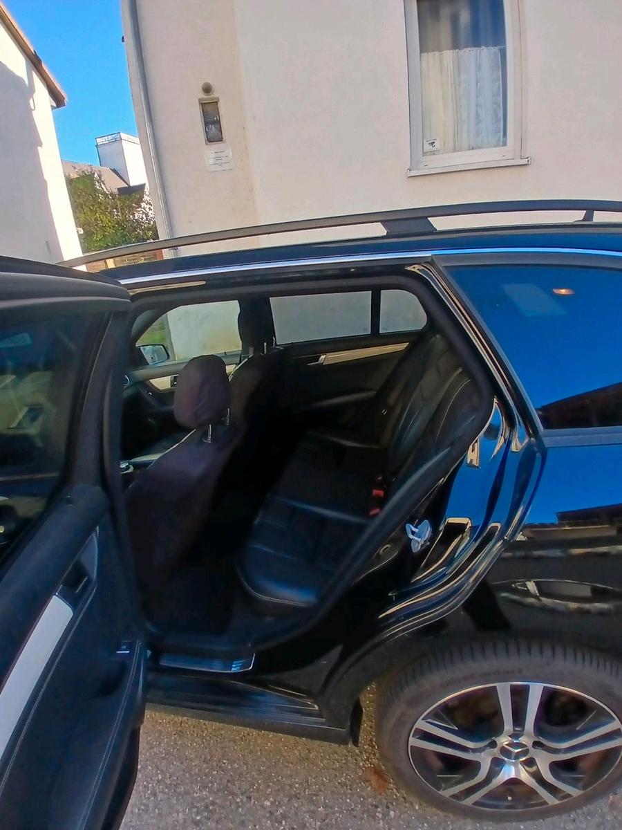 Mercedes-Benz C200 2013 — photo 7