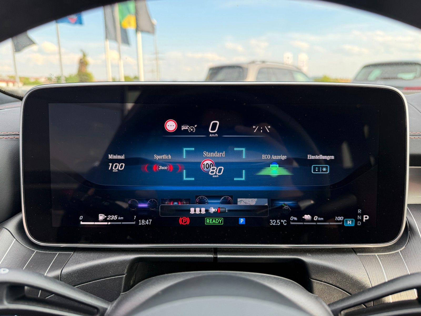 Fahrzeugabbildung Mercedes-Benz C 300 T e AMG HUD+AHK+360°+Digital+Memory+LenkAs