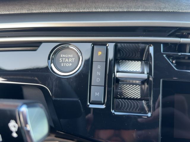 Foto Nummer 18: PEUGEOT 5008