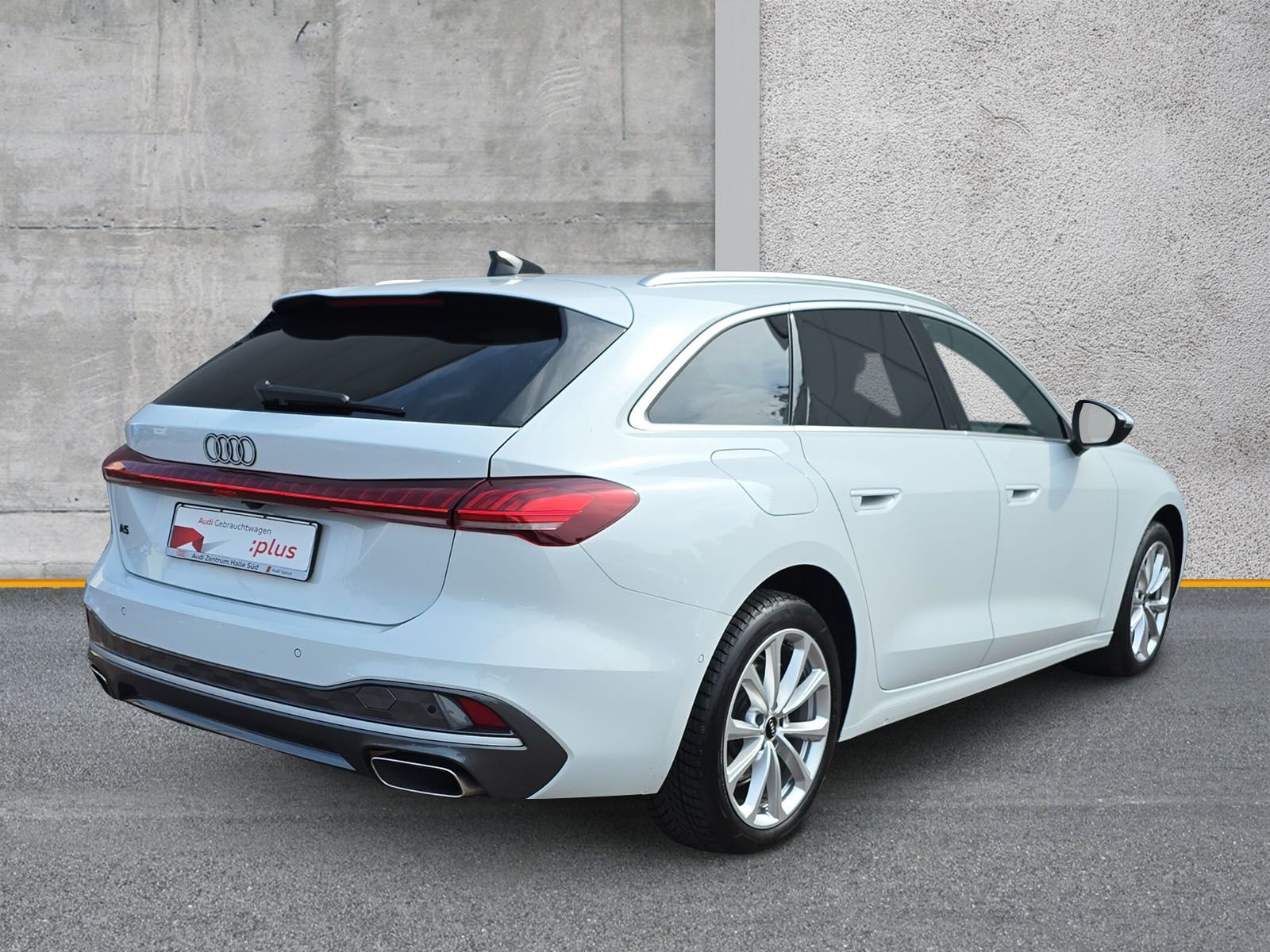 Fahrzeugabbildung Audi A5 Avant TFSI LED+ TECH KAMERA eSITZ AHK