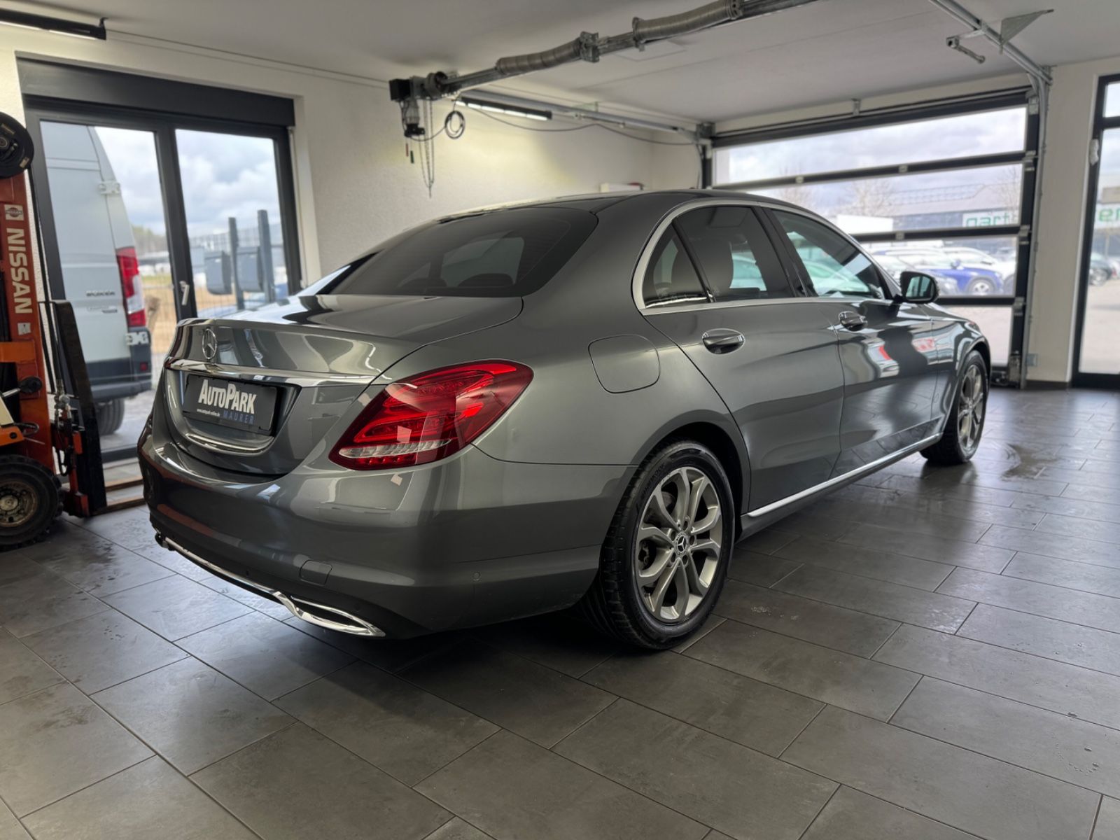 Mercedes-Benz C 220d Lim. Avantgarde*Spur*Tot-Winkel*AHK*SHZ* foto 6