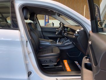 Alfa Romeo Stelvio Super Q4 *KAM*NAVI*TEMPOMAT*LKHZ*