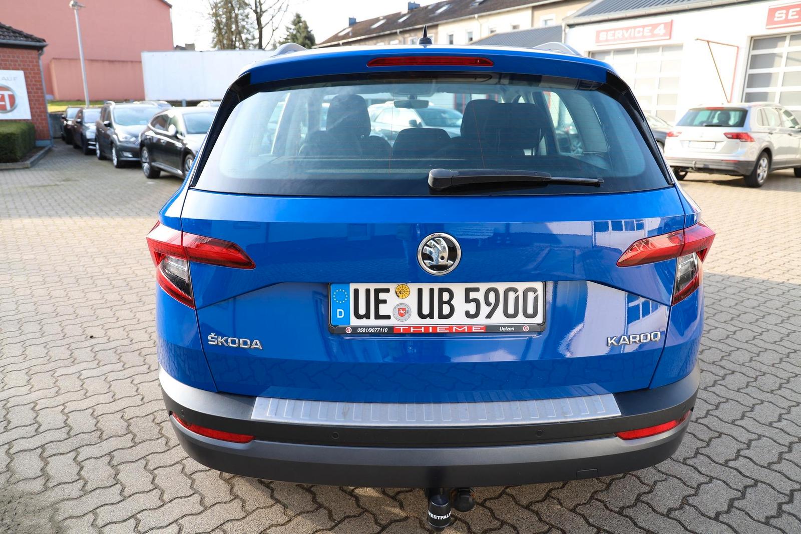 Skoda Karoq 116PS TSI Ambition - AHK/SHZ/GRA/PDC/18...