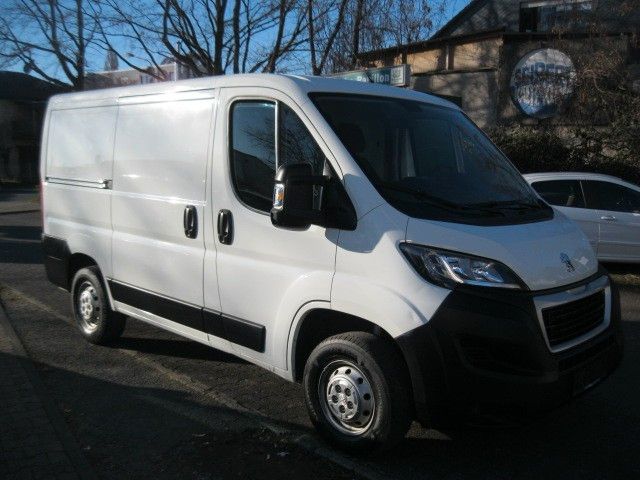 Peugeot Boxer Kasten 330 L1H1 Pro BlueHDi 120 Stop&Start