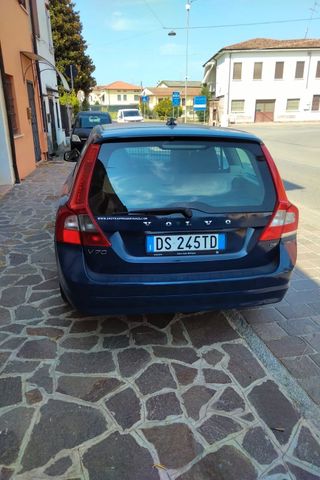 Volvo V70 d 5 186 hp Kinetic motore nuovo visibi