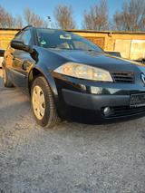 Renault Megane Grandtour Privilege 1.6 16V Expression - Renault Megane aus 2005: Kombi