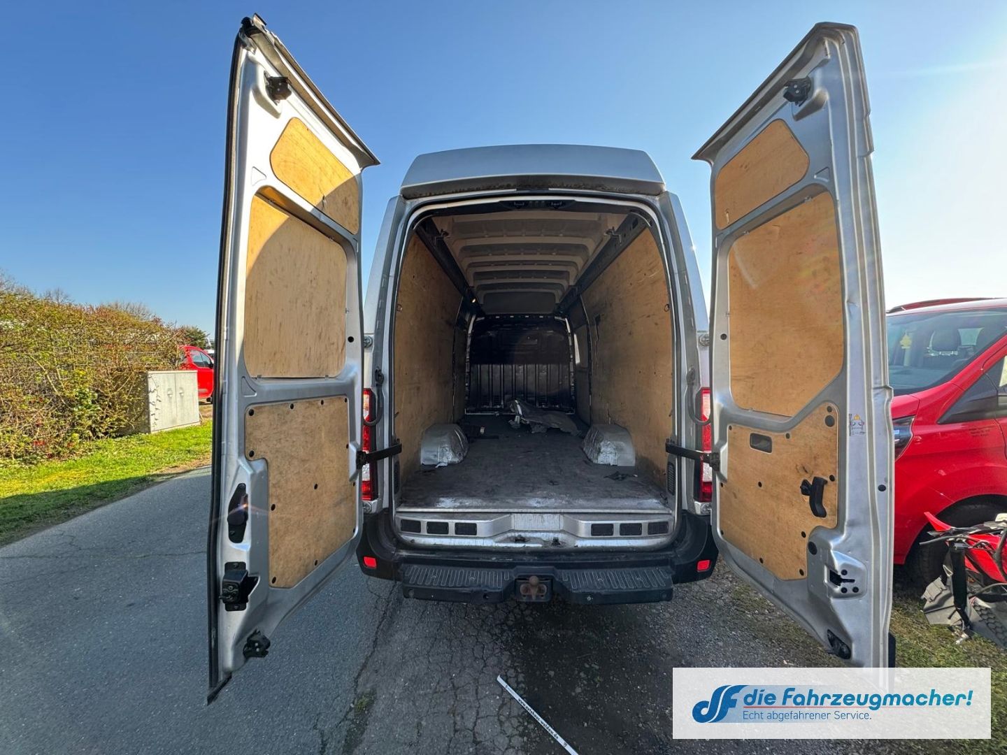 Fahrzeugabbildung Renault Master III Kasten L4H3 GKa 4,5t *UNFALLSCHADEN *