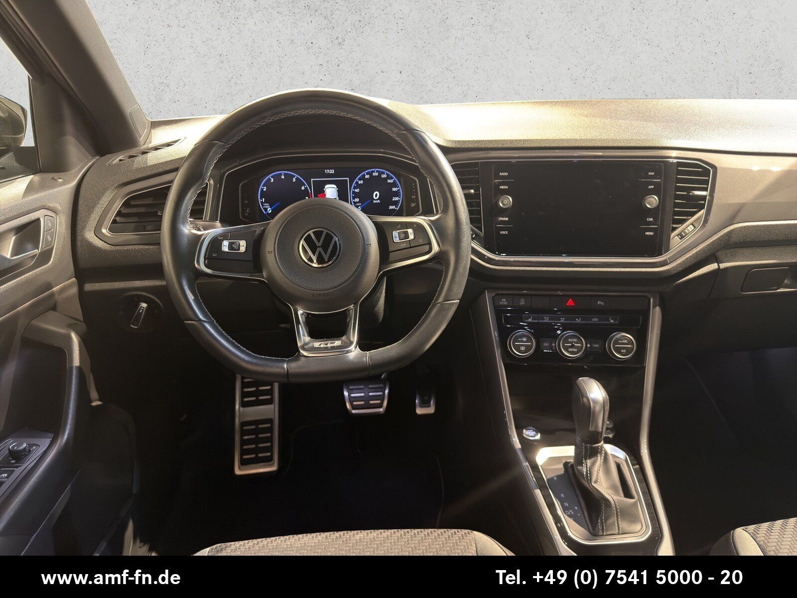 T-ROC 1.5TSI DSG R-LINE | LED | NAV | RFK | KESS