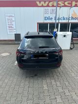 Skoda Superb 2.0 TSI DSG 4x4 SPORTLINE COMBI SPORTLINE - Skoda Superb: Privatanbieter