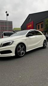 Mercedes-Benz A 250 Sport DCT Sport / Standheitzung  - Mercedes-Benz A-Klasse Gebrauchtwagen in Frankfurt