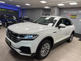 Volkswagen Touareg 3.0 V6 TDI SCR Elegance - Volkswagen Touareg Kombi Gebrauchtwagen