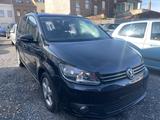 Volkswagen Touran Trendline BMT Klimaautom. / Navi / Multi - Volkswagen Touran aus 2011