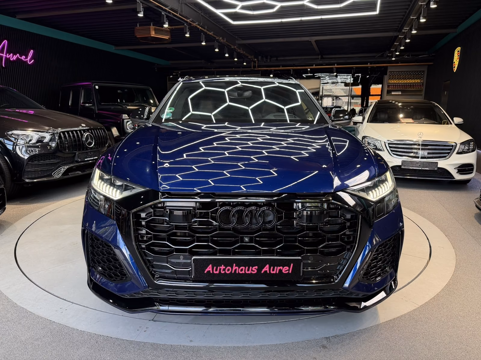 Audi Q8 RSQ8*MATRIX*S-SITZE*S-LINE*NIGHT*HUD*