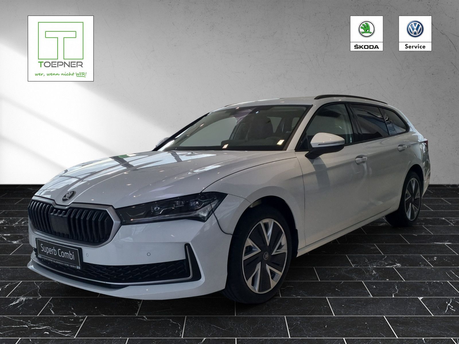 Fahrzeugabbildung SKODA Superb Combi Selection 2.0 TDI 142kW/193PS 4x4