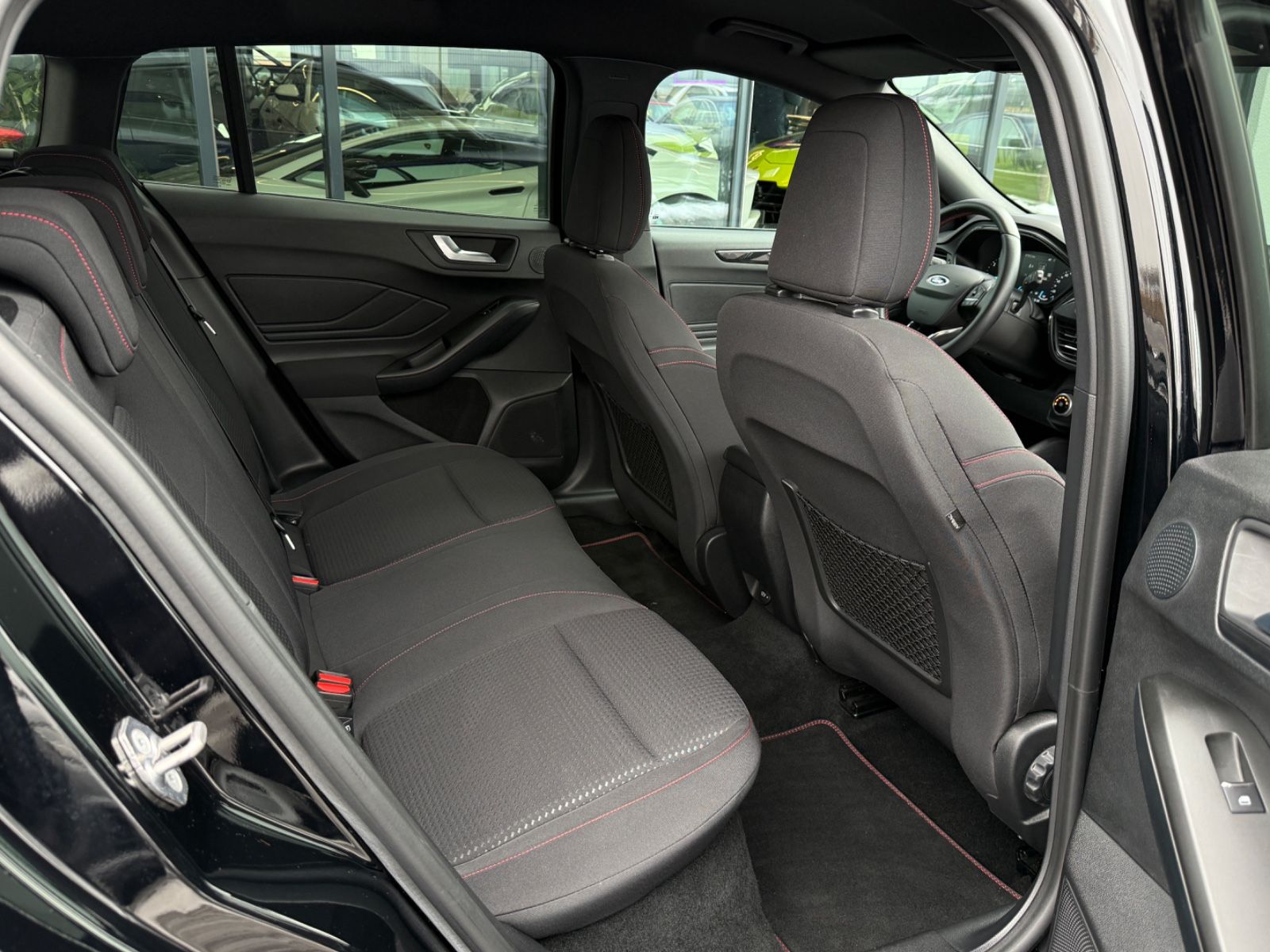 Focus Turnier ST-Line 2.0Autom. Navi LED