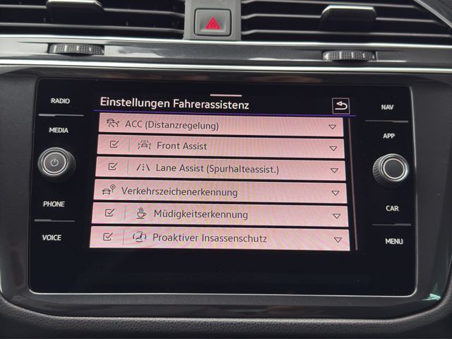 Volkswagen Tiguan Elegance 2.0 TDI DSG*LED*NAVI*APPLE*ACC