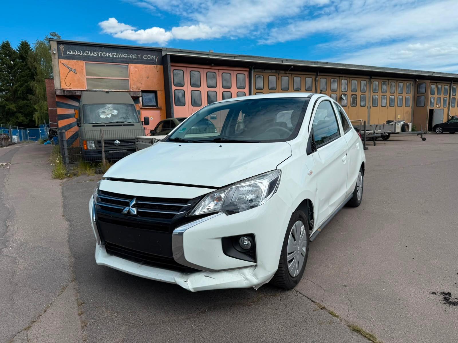 Mitsubishi Space Star Select