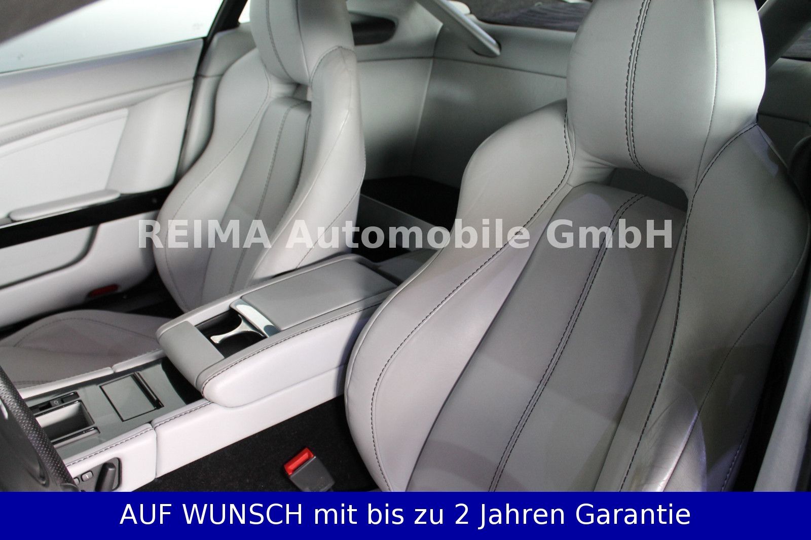 Fahrzeugabbildung Aston Martin V8 Vantage 4,7i, voll Scheckheft gepflegt,