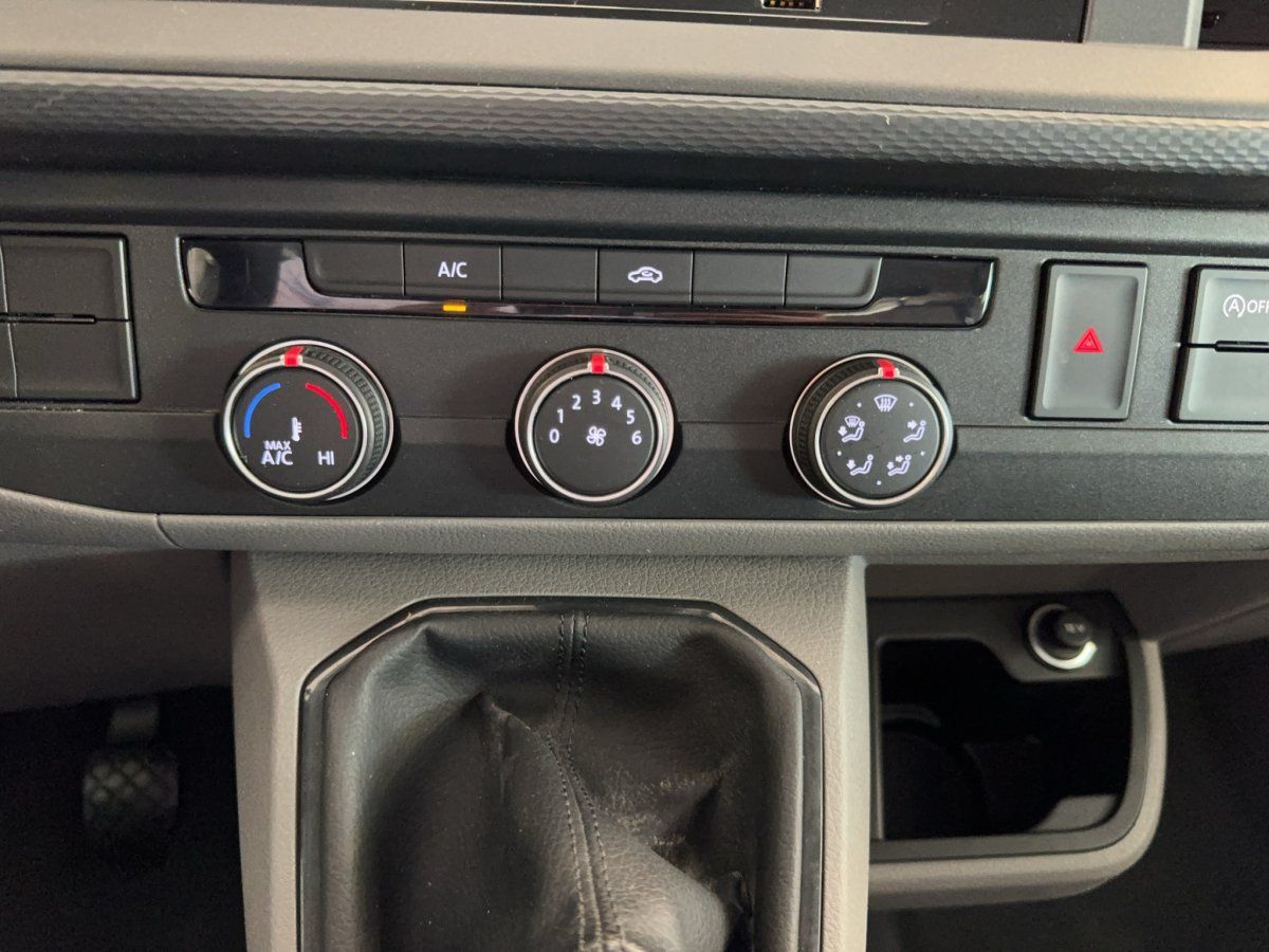 Fahrzeugabbildung Volkswagen T6.1 2.0 TDI Pritsche Doppelkabine LR AHK