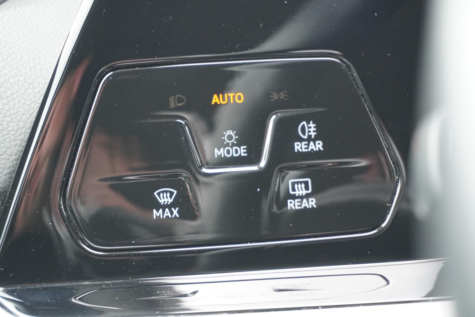 Volkswagen Golf VIII Variant 2.0 TDI Life DSG LED Navi ACC, миниатюра 16