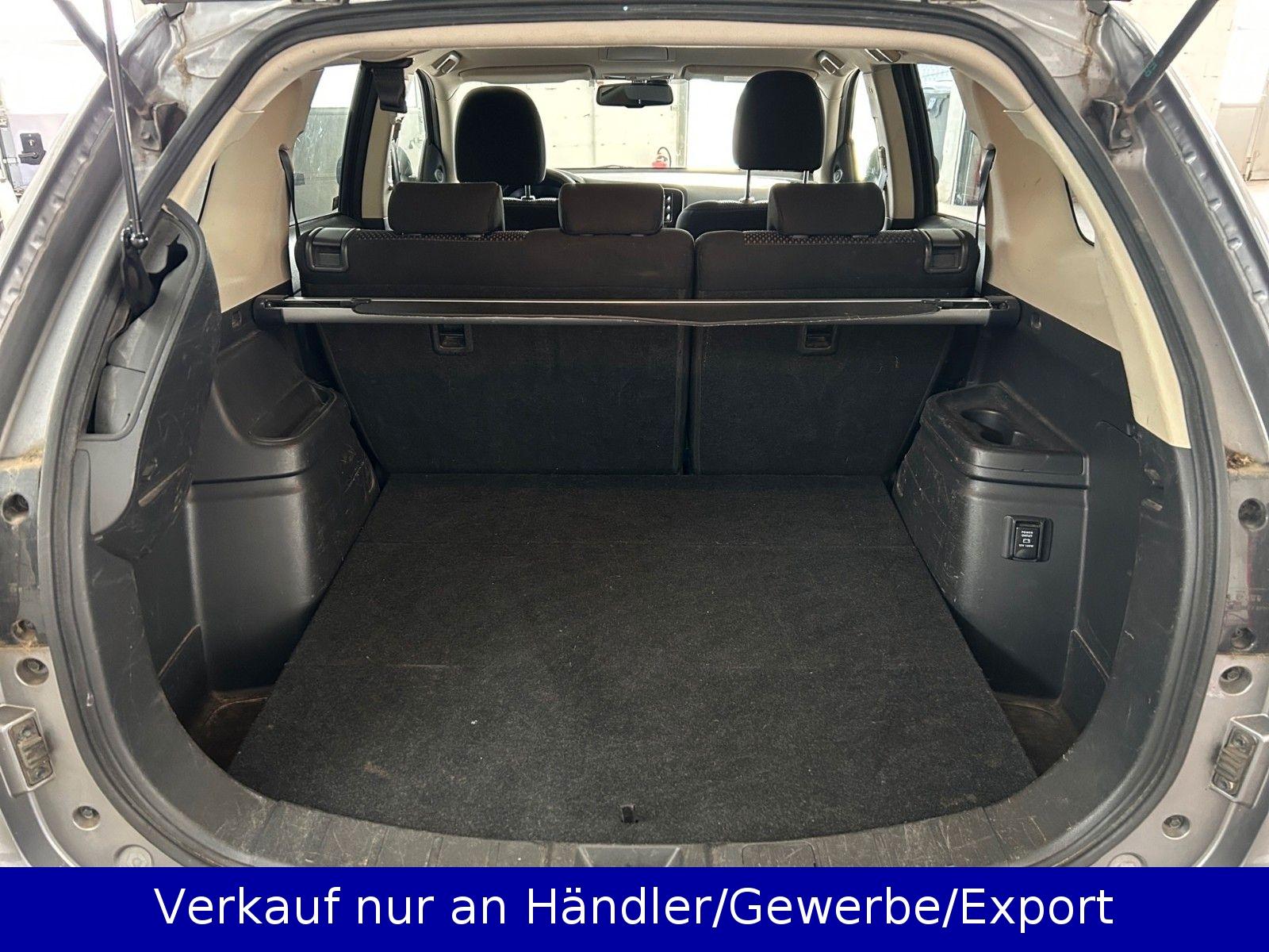 Mitsubishi Outlander 4WD Automatik Xenon SHZ  Kamera