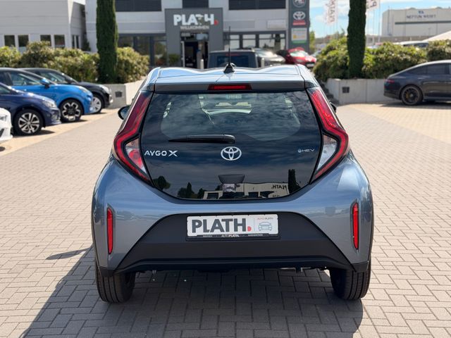 Toyota Aygo X Hybrid Active + Business Paket