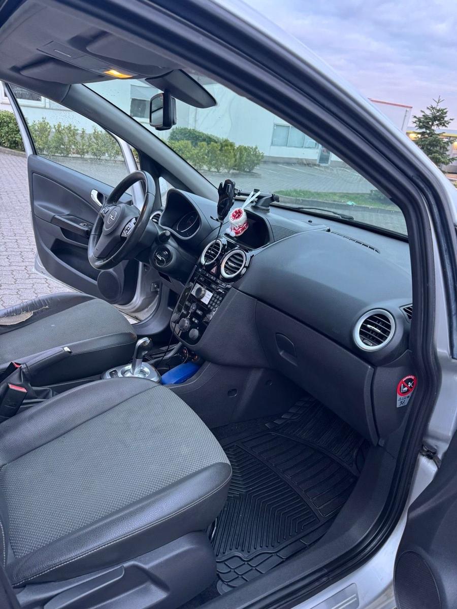 Opel Corsa 2008 — photo 9