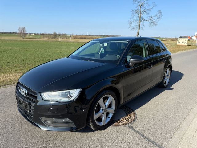 Audi A3 2.0 TDI Sportback quattro Automatik Xenon Nav