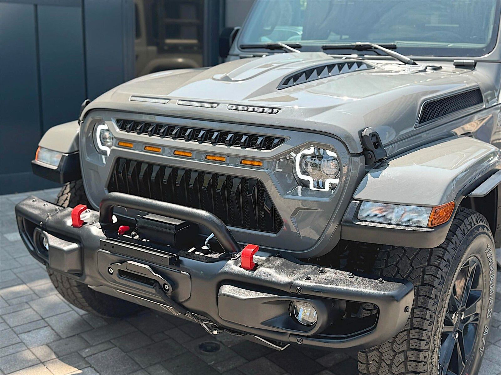 Fahrzeugabbildung Jeep Wrangler 2.0 T Unlimited Sahara OFFROAD 4x4 19%