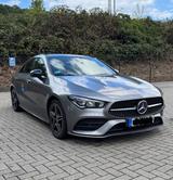 Mercedes-Benz CLA 220 d AMG Line/ Panorama Dach/LED Ambiente