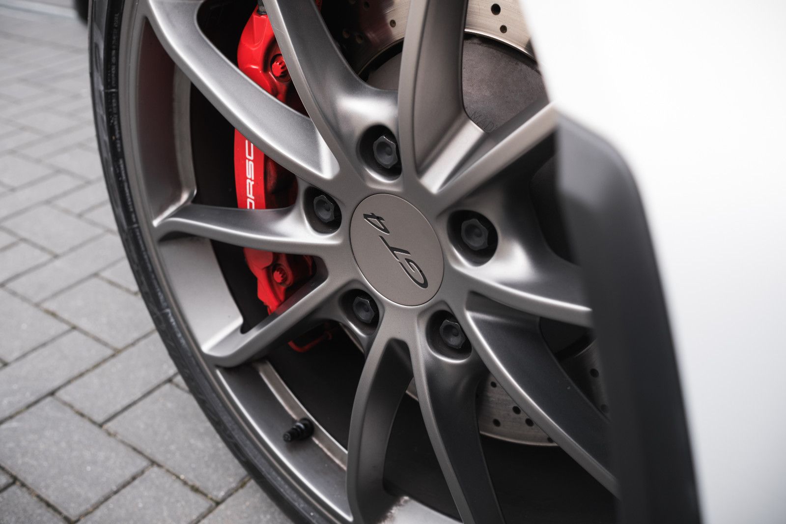 Fahrzeugabbildung Porsche Cayman GT4-Sport-Chrono-Approved-PCM