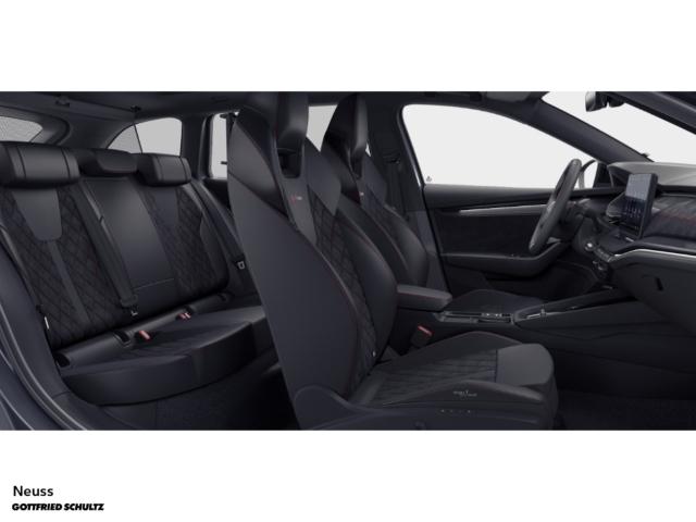 Skoda Octavia Combi RS 2 0 TSI 265 PS DSG AHK PANO NAV