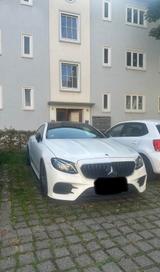 Mercedes-Benz E 300 Edition 1  AMG Line / Kaschmirweiß - Mercedes-Benz E 300 in Freiburg