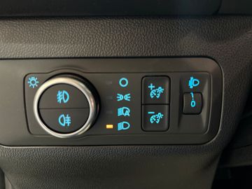 Ford Kuga Titanium 1,5 NEUES MODELL