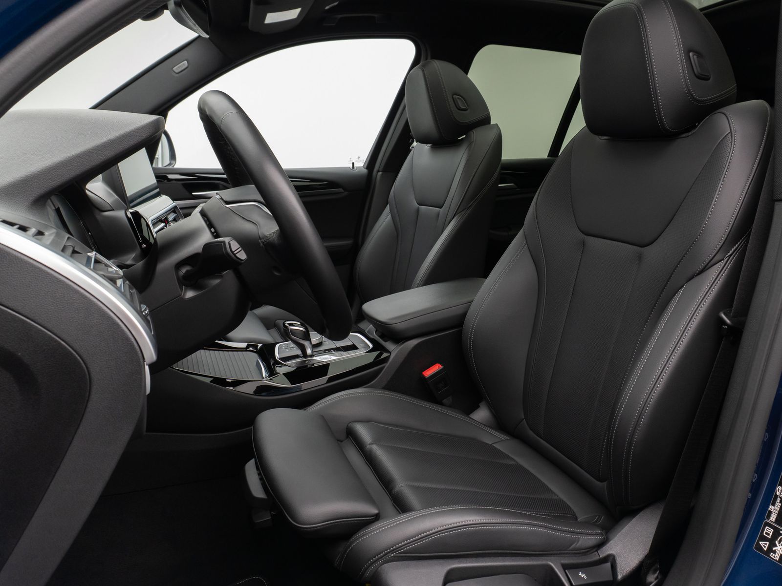 Fahrzeugabbildung BMW X3 xD30i Panorama Kamera DAB HiFi Sport 19Zoll