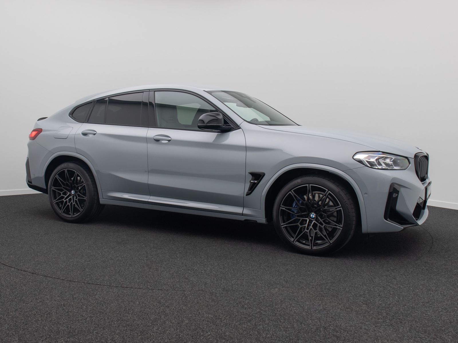 Fahrzeugabbildung BMW X4 M Competition HUD H/K DAB Komfort Alarm 21Zol